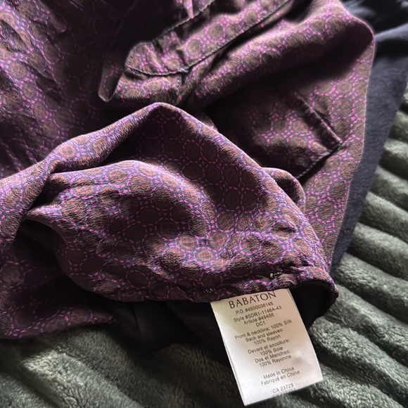 Aritzia Babaton Julien Blouse. Size Large. - Picture 6 of 6